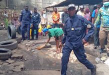 Matam : les autorités communales lancent les opérations de lutte contre le déversement des eaux usées sur la voie publique