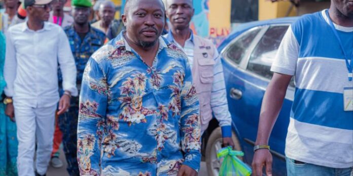 Badra-Kone-sur-le-terrain--750x375