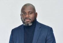 De la plume au gouvernail : Joseph Siba Guilavogui, le pari d’un journaliste pour sauver le football guinéen